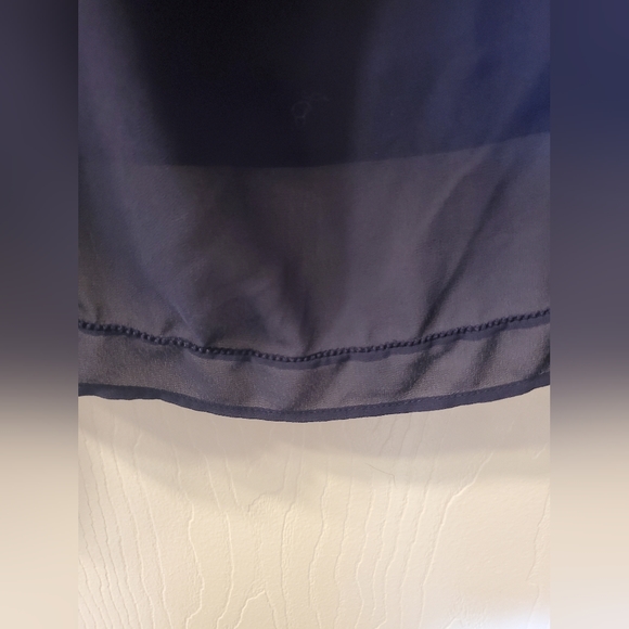 Forever 21 navy blue top - Picture 5 of 5